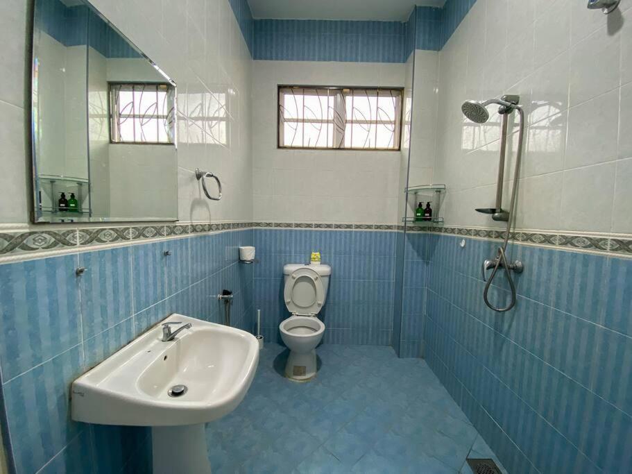 Teluk Cempedak Semi-d House 19pax By Iconique